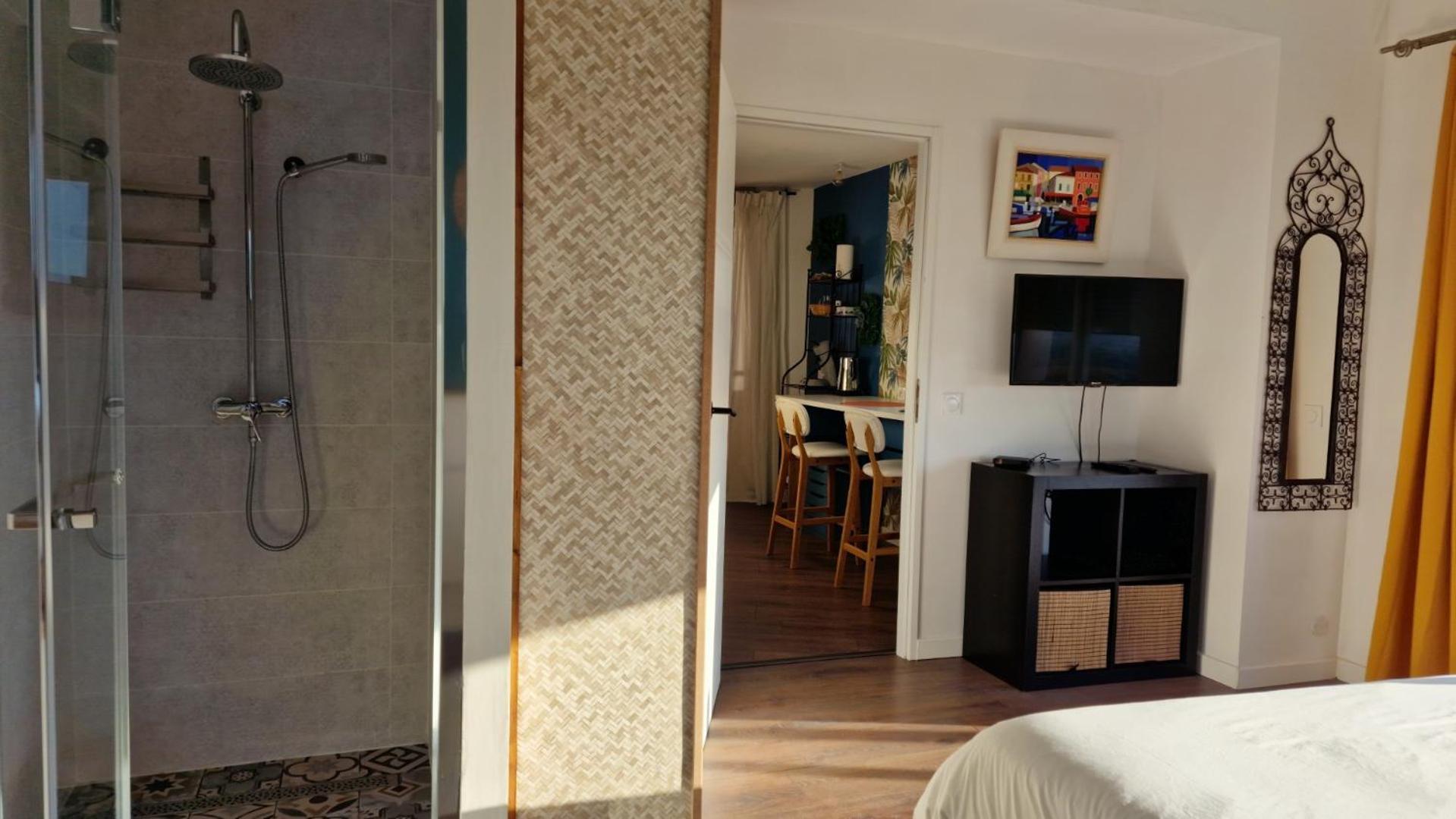 Reve D'Escapade Chambre Avec Vue Sublime Sur Les Cevennes Ardechoises Barjac  Ngoại thất bức ảnh